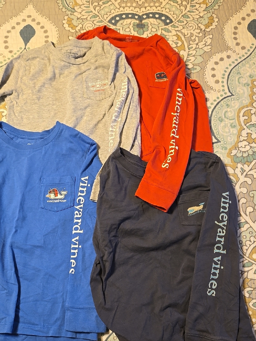 Holiday Vineyard Vines